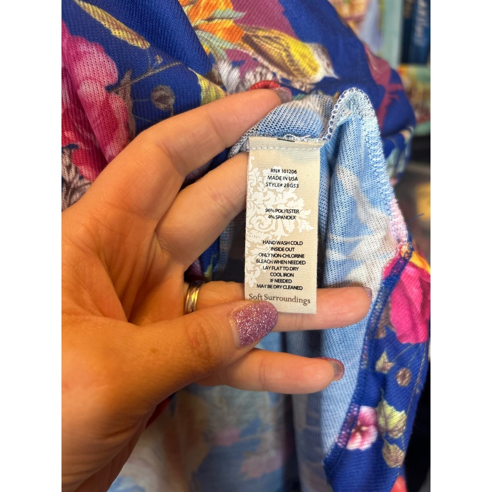 Soft Surroundings Blue Floral Butterfly Bird Long Sleeve Tunic Top NWT Sz XS - Picture 10 of 10